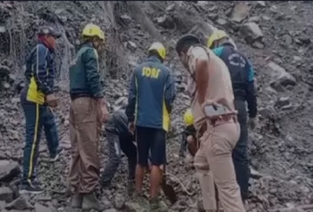 Five pilgrims killed in landslide between Gaurikund and Sonprayag on Kedarnath Marg